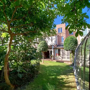 Exterlaer Bed & Breakfast