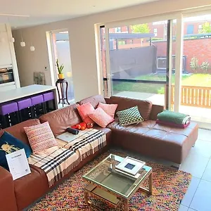 Mooi Vakantiehuis Tussen Breda, Antwerpen, Gent & Hasselt Villa